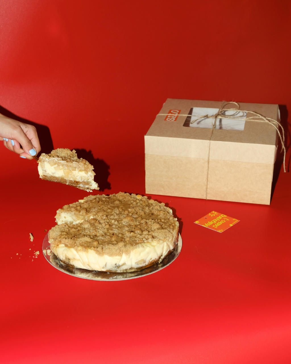 APPLE CRUMBLE CHEESECAKE